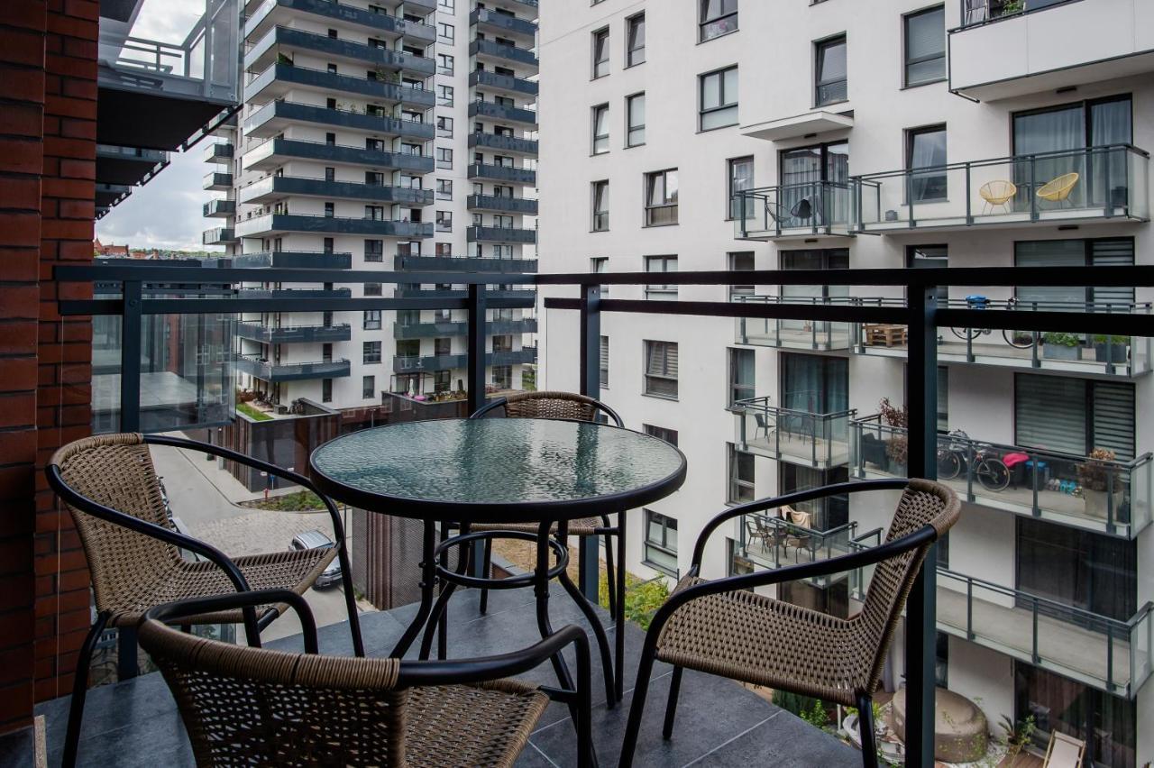 Shipyard Gdansk Apartment - Free Private Parking Eksteriør billede
